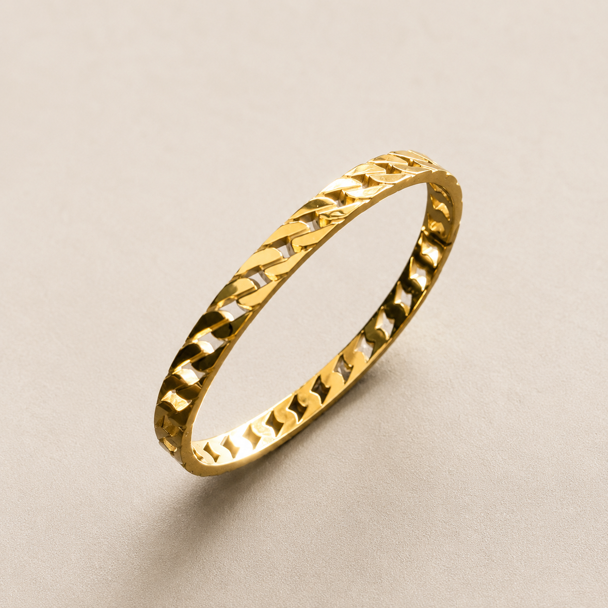 Aurelia Link Bangle