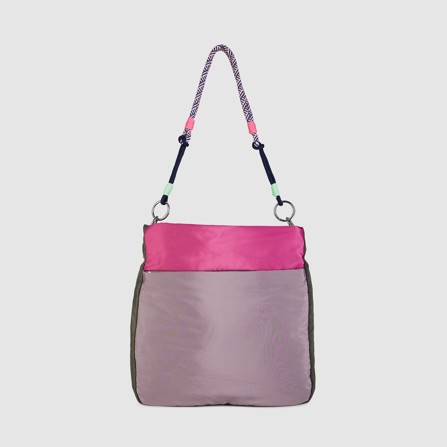 Ari Travel Bag