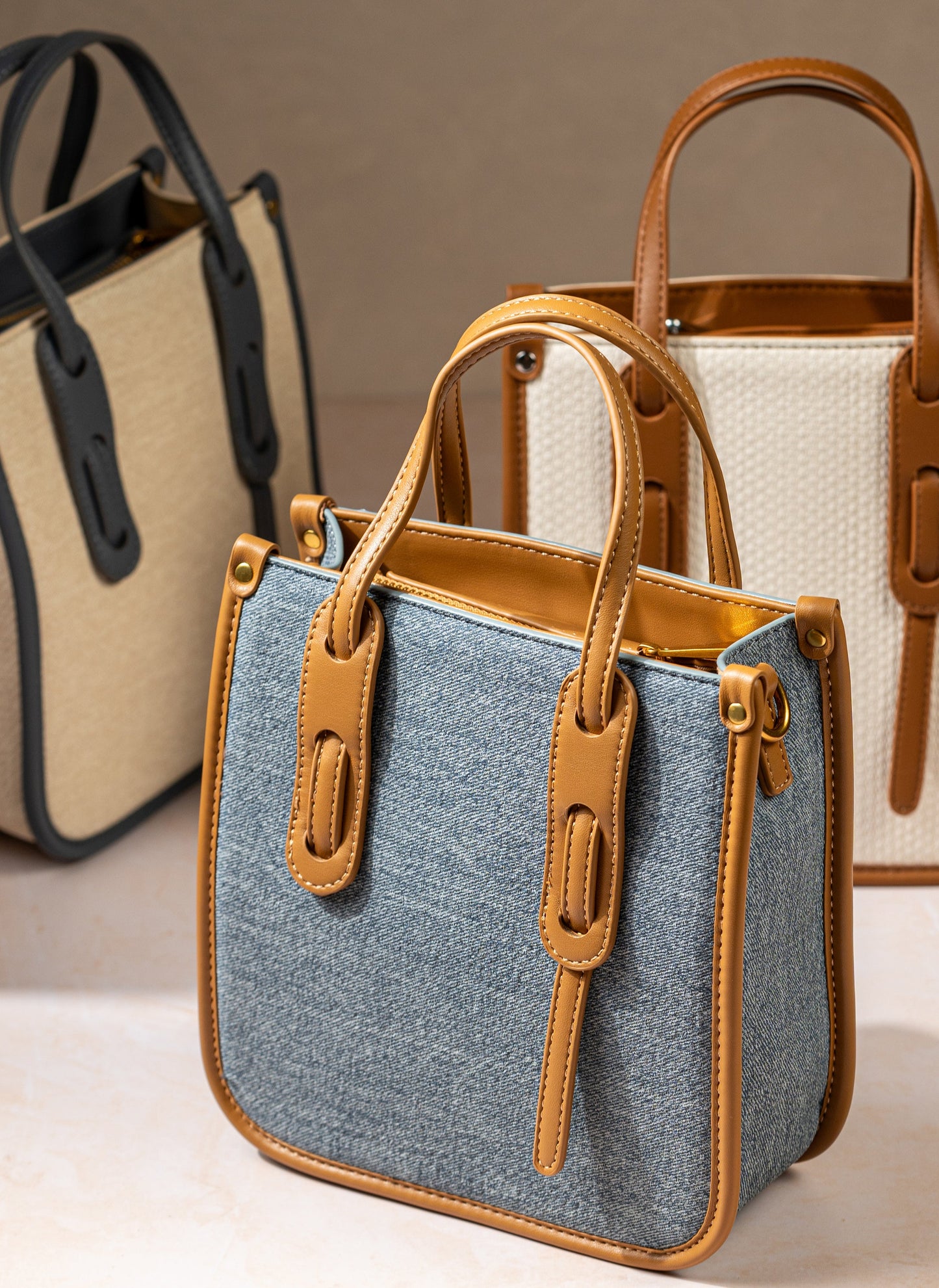 Bella Cossbody Bag