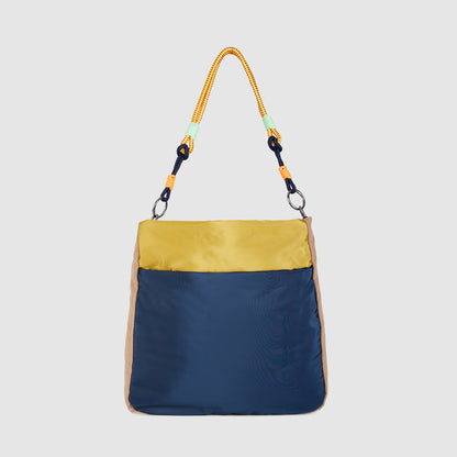 Ari Travel Bag
