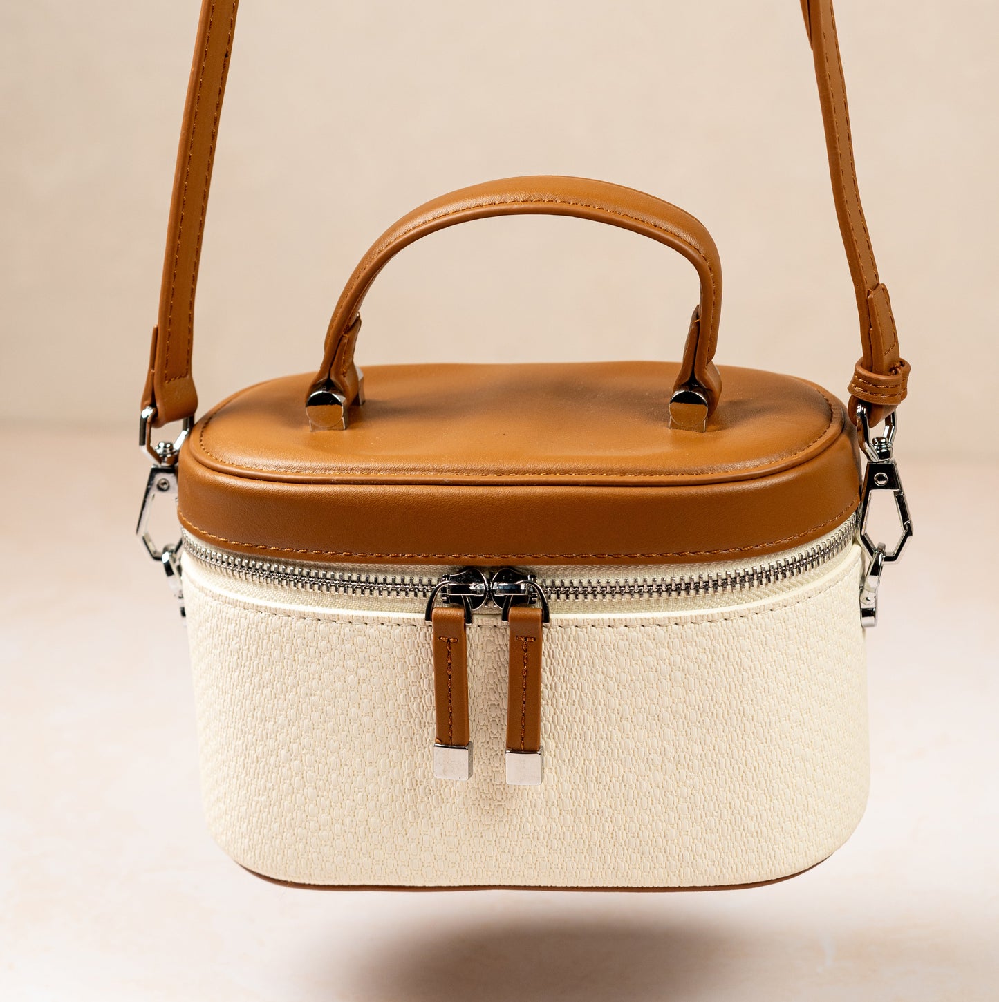 Dune Bucket Bag