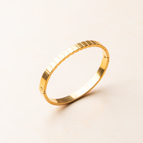 Linear Segment Bangle