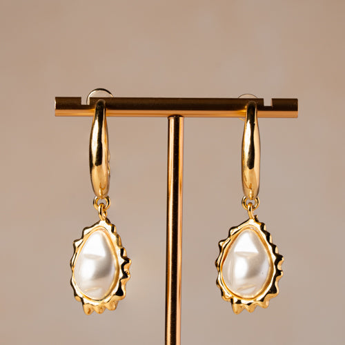 Sunshine Pearl Earrings