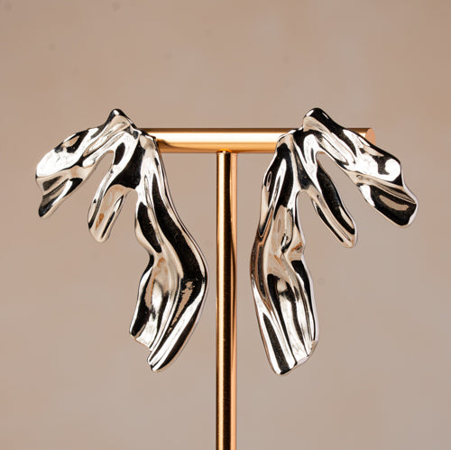 Fluid Sculpt Drop Earrings