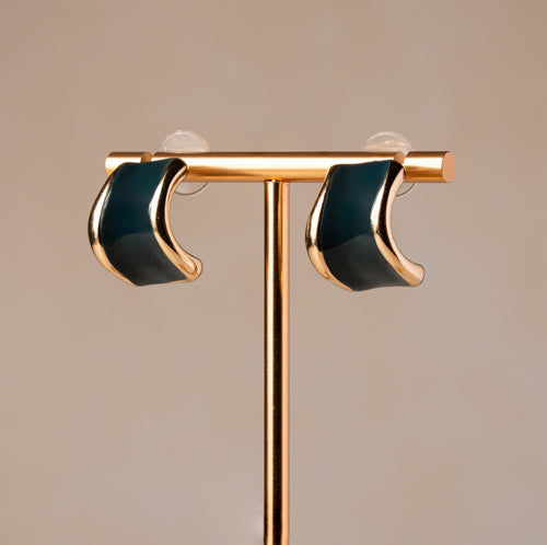 Enamel Curve Stud Earrings