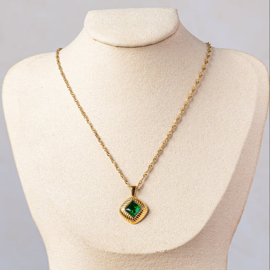 Emerald Radiance Necklace