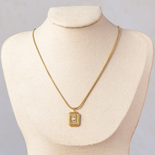 Gold Frame Necklace