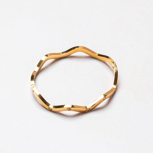 Twisted Luxe Bracelet