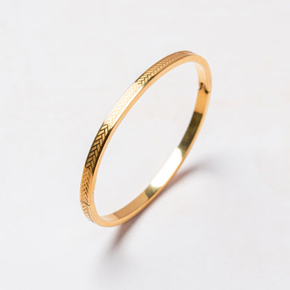 Micro-Texture Gold Bracelet