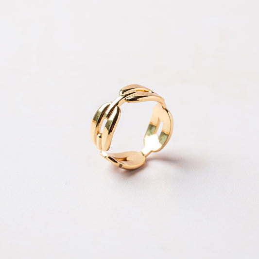 Leafy Elegance Ring