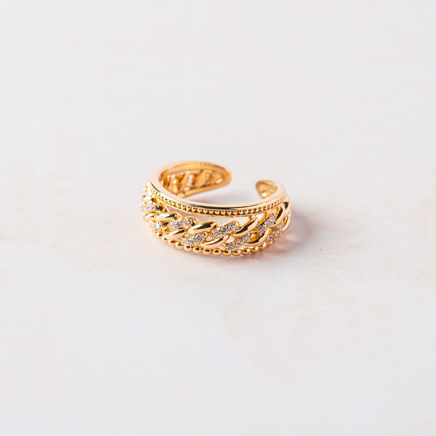 ⁠Leaf Twist Diamond Ring