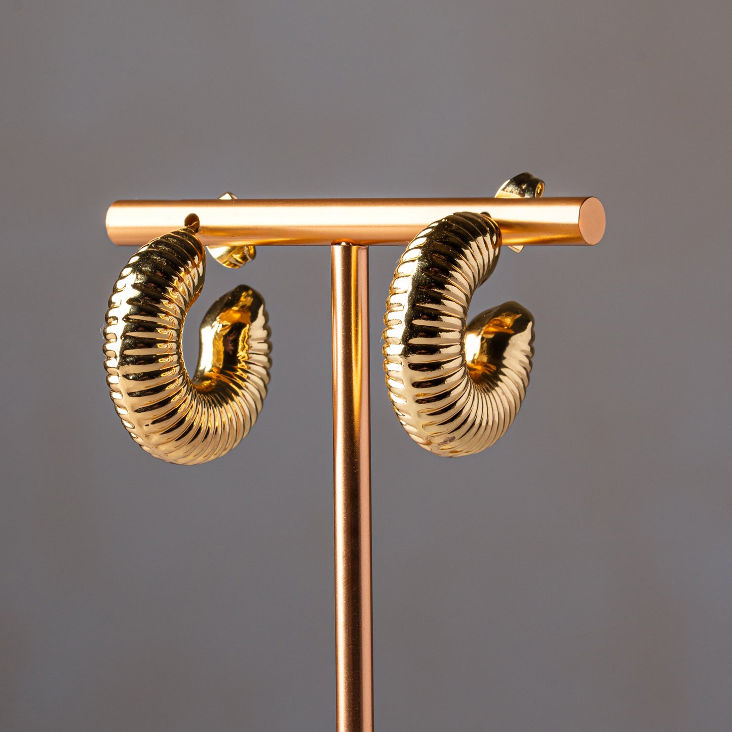 Ridged Bold Hoops