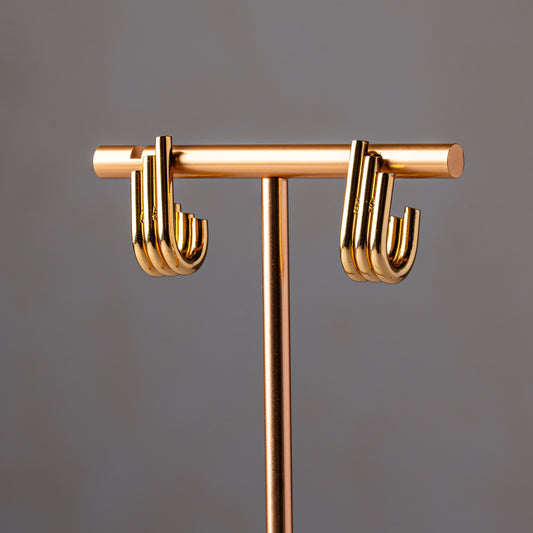 ⁠Bold Loop Gold Hoops