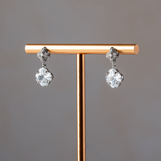 Cushion Crystal Drops