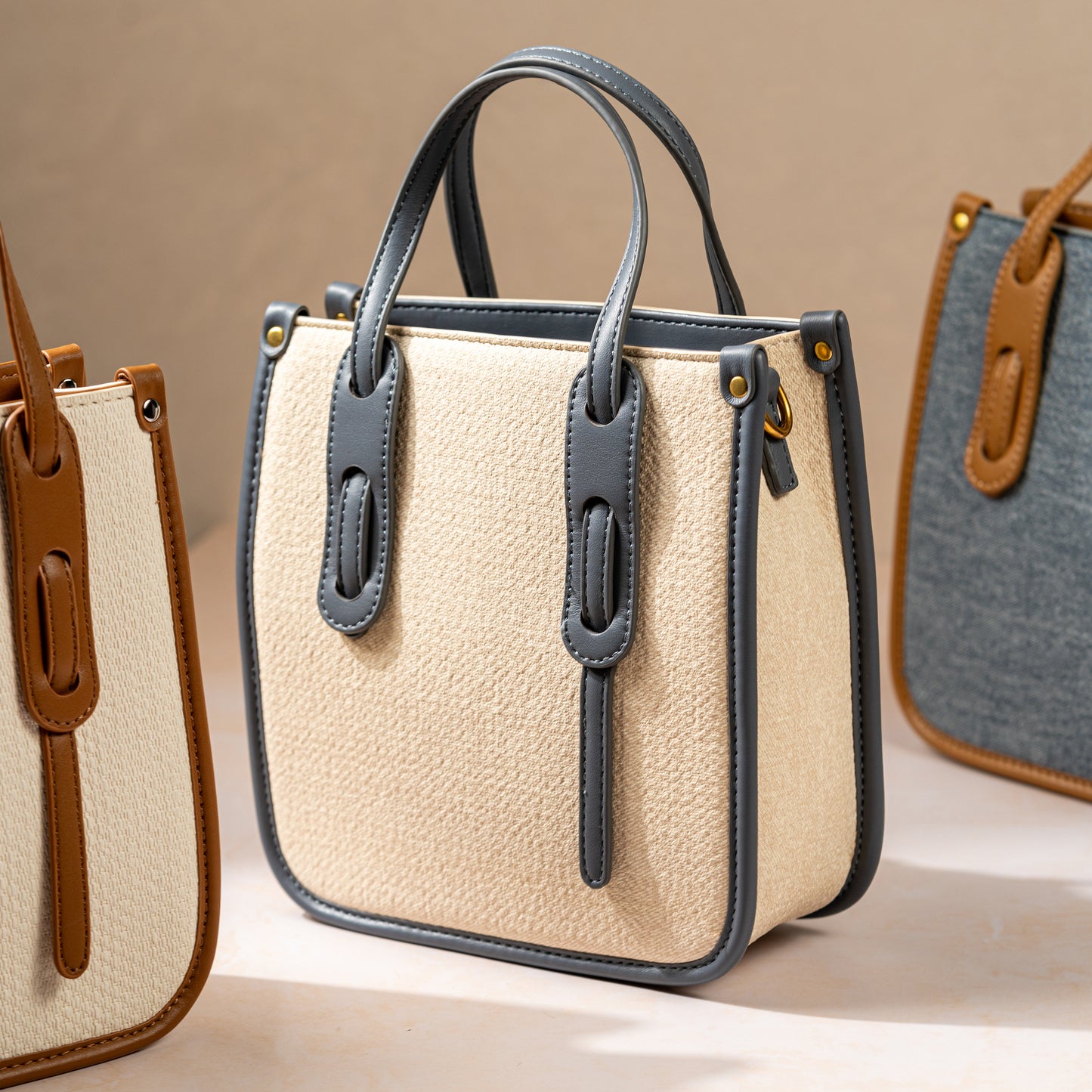 Bella Cossbody Bag