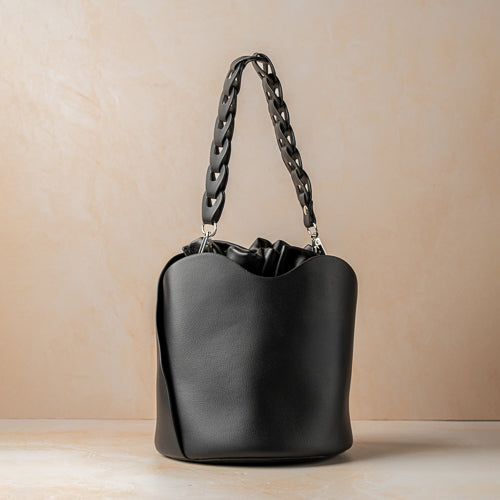 Izzie Bucketbag