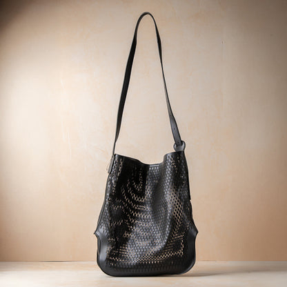 Vaska Tote Bag