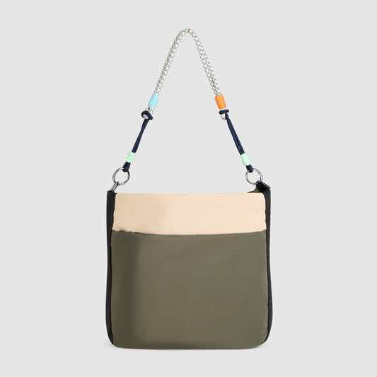 Ari Travel Bag