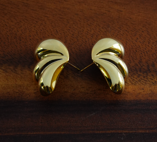 ⁠Luxe Winged Shell Stud Earrings